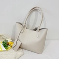 Bolso tote grande minimalista blanco crema con monedero a juego y correa larga - Blanco Roto