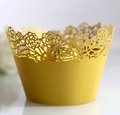 Eleganter lasergeschnittener Cupcake-Förmchen mit goldener Rosen-Spitze für Hochzeiten - 5cm / Gold