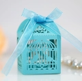 Scatola di caramelle a gabbia per uccelli tagliata al laser blu tiffany con nastro elegante - Blu Tiffany