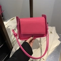 Bolso bandolera magenta chic con correa de hombro decorativa de nudos gruesos - Rosa Rojo