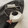 Bolso de montura minimalista blanco crema en cuero sintético texturizado con herrajes plata - Blanco Roto