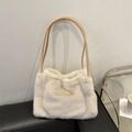 Bolso de hombro minimalista de piel sintética beige con finas correas de cuero - Caqui