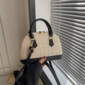 Borsa a tracolla intrecciata beige con accenti in pelle nera e finiture dorate - Nero