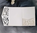 Elegante invito di nozze bianco crema tagliato al laser con motivo floreale - Avorio