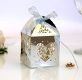 Silver mirror heart-shaped hollow candy box with LOVE engraving and blue silk ribbon - 50 Pieces / Reflective Silver