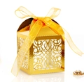 Scatola regalo dorata intagliata al laser con nastro giallo acceso e decoro di cristallo - Oro Riflettente