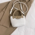 Mini sac à bandoulière bicolore blanc avec détails en cuir kaki et bandoulière - Blanc