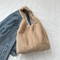 Bolso tote minimalista para mujer en piel sintética color camello con textura suave - Sin Adorno / Caqui