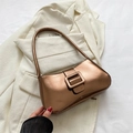 Bolso hobo minimalista en bronce con acabado metálico de espejo y hebilla grande - Champán dorado