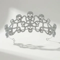 Corona gotica argentata con teschi e strass per feste di Halloween e stile dark - Corona Con Teschio D'argento