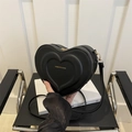 Minimalist black heart-shaped crossbody bag with gold fashion text and hardware - Black