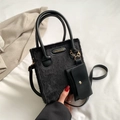 Bolso tote de felpa negra con monedero a juego y correa de hombro de PU ajustable - Negro