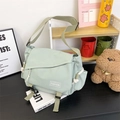 Retro mintgrüne Canvas Umhängetasche mit großer Kapazität und Schnallendesign - Grün