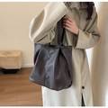 Minimalist large tote bag in dark brown litchi leather for daily commuting style - Dark Brown