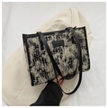 Bolso tote de tweed blanco y negro con borlas doradas y asas de cuero estilo étnico - Tweed con Flecos / Estilo 2 Sin Colgante