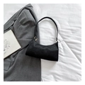 Sac baguette noir pailleté élégant pour femme avec détails dorés et bandoulière fine - Noir