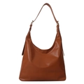 Bolso hobo minimalista marrón caramelo en cuero sintético liso con correa ajustable - Marrón