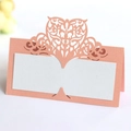 Elegante segnaposto traforato al laser con cuore in carta perlata per tavola nozze - Rosa