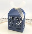 Scatola di caramelle natalizia blu scuro tagliata al laser con fiocchi e nastro bianco - Blu Reale
