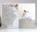 Partecipazione di nozze argento glitterata tagliata al laser con inserti floreali e mandala - Argento Luccicante (HK-120 Luccicante)
