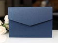 Busta per inviti matrimonio blu navy con trama glitterata effetto cielo stellato - Blu navy