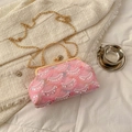 Roze kant clutch tas met pailletten en gouden bloemhandvat voor feestelijkheden - Roze