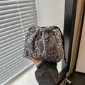 Sac seau scintillant à paillettes argentées avec cordon noir pour soirée chic - Gris