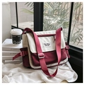 Sac messager en toile bicolore bordeaux et crème avec bandoulière réglable - Rouge