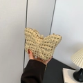 Pochette a farfalla color champagne con paillettes e strass brillanti - Oro