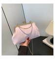 Rosa plissierte Cloud-Clutch mit goldenem Rundgriff und Kette für Damen - Rosa