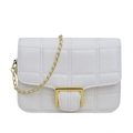 Weiße gesteppte quadratische Tasche mit goldener Kette und Metallschnalle für den Alltag - Weiß