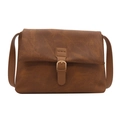 Retro dunkelbraune matte Schultertasche mit goldener Metallschnalle und Lederstruktur - Braun