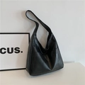 Sac bandoulière minimaliste en cuir noir avec motif patchwork et grande capacité - Noir