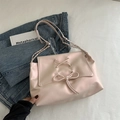 Bolso bandolera de cuero PU rosa con lazo y correa de cadena para mujeres - Rosa