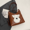 Bolso tote de cuero marrón con parche de perro de peluche blanco sobre blazer gris oscuro - Marrón