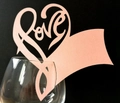 Tarjeta de lugar de corazón rosa con purpurina y diseño Love láser para copa de vino - Rosa