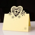 Carte de table découpée au laser avec cœur et fleurs, jaune clair pour mariage - Carte Jaune Citron