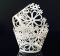 Elegant laser-cut floral cupcake wrapper in pearl white paper for wedding dessert tables - 5x5x8CM / White