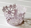Elegant lavender laser-cut cupcake wrappers with daisy patterns for wedding decor - 5x5x8CM / Light Purple