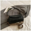 Bolso bandolera negro retro con textura plisada y correa tejida de estilo étnico - Negro