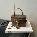 Chic brown quilted box handbag with gold zippers and detachable crossbody strap - Coffee without Pendant
