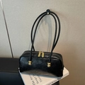 Bolso Boston negro clásico con herrajes dorados y correas de hombro dobles y delgadas - 28*6*14cm / Negro sin Colgante