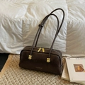 Bolso hobo vintage de cuero marrón oscuro con elegantes detalles metálicos dorados - 28*6*14cm / Café sin colgante