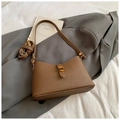 Sac bandoulière marron texture litchi avec boucle dorée et deux bandoulières - Sans Pendentif / Café