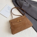 Sac bandoulière trapèze vintage marron en cuir texturé avec fermoir rotatif en métal - Marron