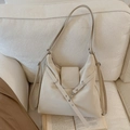 Sac fourre-tout polyvalent blanc crème en similicuir mat avec doubles bretelles et boucle métal - Sans pendentif / Blanc