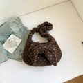 Sac en peluche marron en laine d'agneau à pois blancs avec grand nœud papillon - Marron