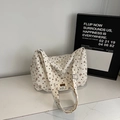 Schultertasche aus Cord in Creme mit braunem Bärenmotiv und herzförmigem Aufdruck - Abgesetzt Weiß Ohne Anhänger