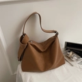 Braune Shopper-Tasche mit Gänseblümchen-Prägung und dekorativem Knotengurt für Damen - Braun