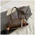 Bolso de hombro retro marrón oscuro en cuero sintético con detalle de borla de cuentas - Marrón